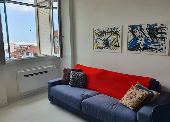 A 50 Metri Dal Mare * В'яреджо